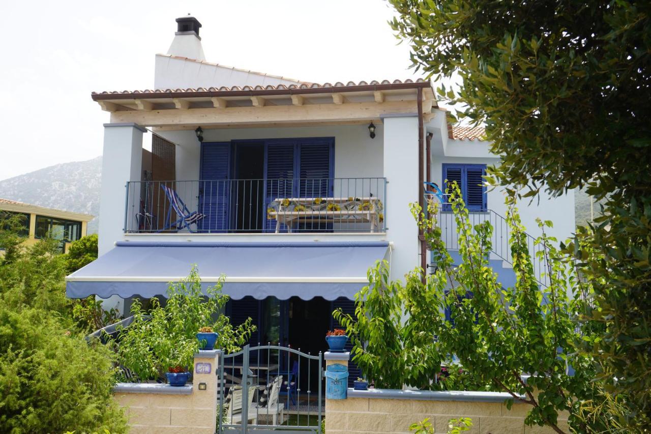 Casa Azzurra Apartment Cala Gonone Luaran gambar